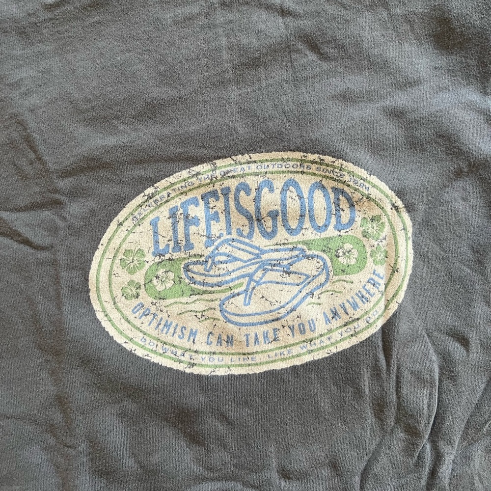 Graphic Tee - Picture 2 of 3